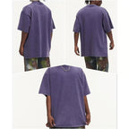 Esta camiseta unisex de estilo retro está confeccionada en tejido de algodón grueso, tiene un corte holgado y presenta un efecto desgastado y desteñido.