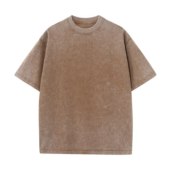 Esta camiseta unisex de estilo retro está confeccionada en tejido de algodón grueso, tiene un corte holgado y presenta un efecto desgastado y desteñido.