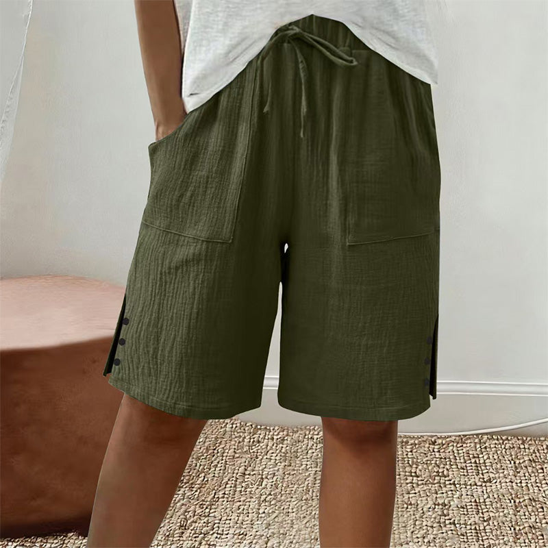 Pantalones cortos de verano para mujer con detalle de botón lateral