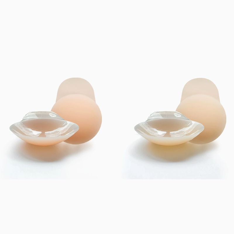 💞¡Compra 1 y llévate 1 GRATIS!🌈✨ Cubrepezones adhesivos invisibles con efecto lifting para mujeres